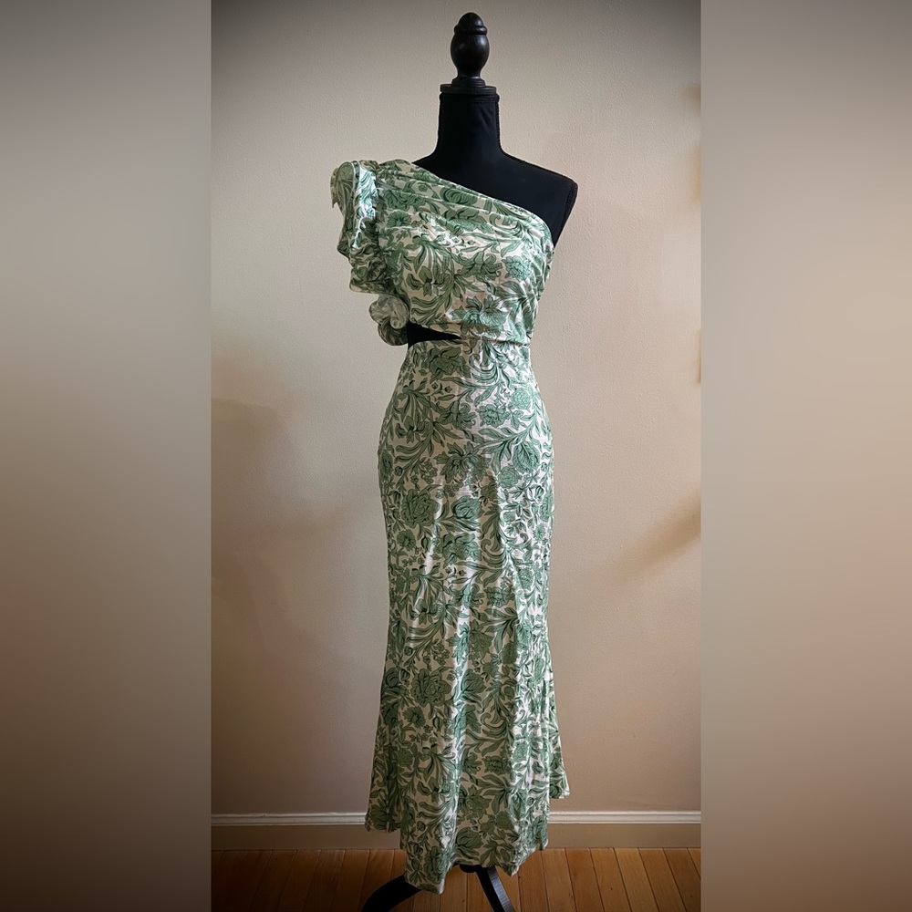 Floral One-Shoulder Maxi Dress